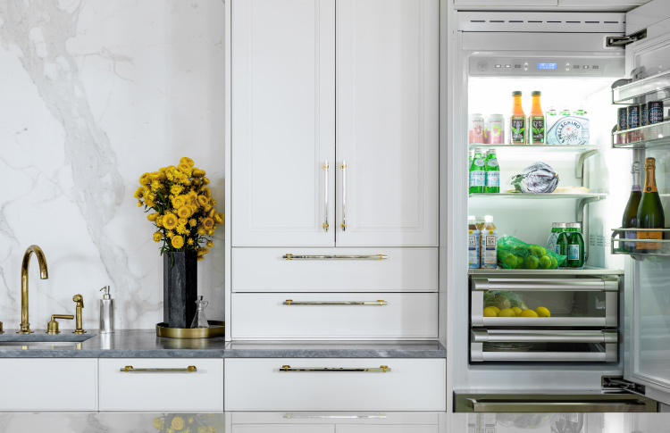 Un frigorifero combinato tanto capiente quanto compatto